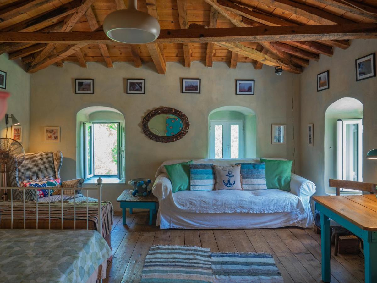 Vintage Stone-Built Country Cottage In Richea Kouloureika Exteriér fotografie