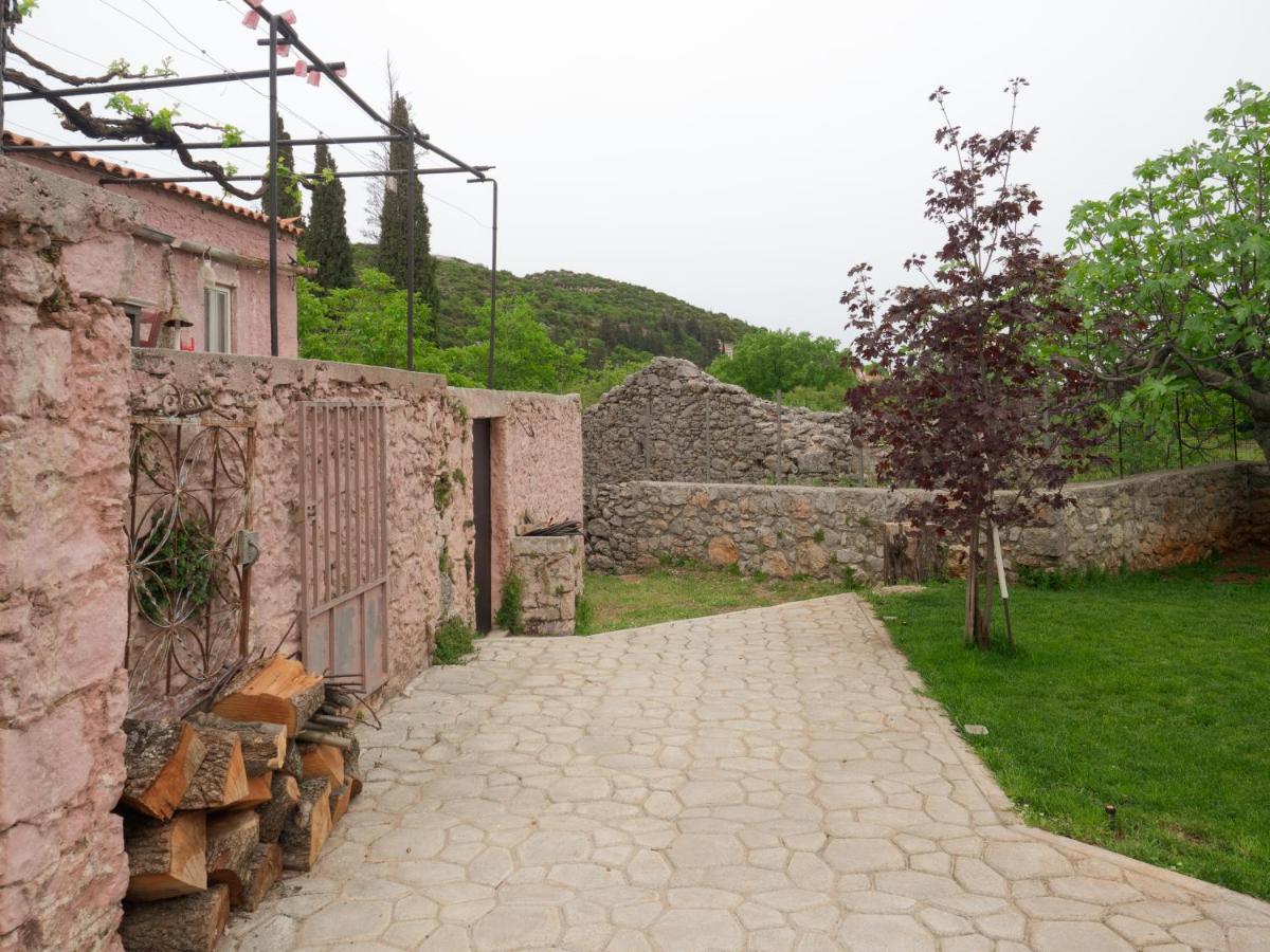 Vintage Stone-Built Country Cottage In Richea Kouloureika Exteriér fotografie